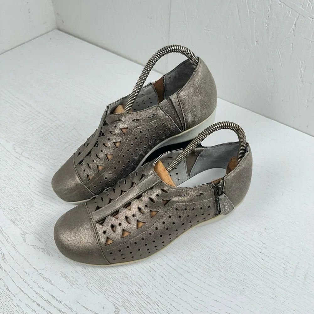 Drew Womens Shoes 7.5 WW Extra Wide Metro‎ Wedge Metallic Taupe Dusty Leather 2E